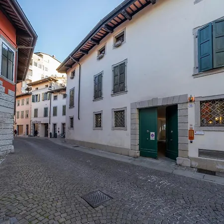 Historic Elegance - In The Heart Of Appartement Udine